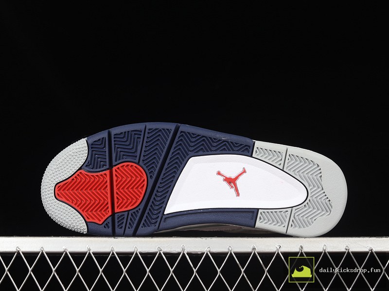 Air Jordan 4 Retro "Midnight Navy" (15)