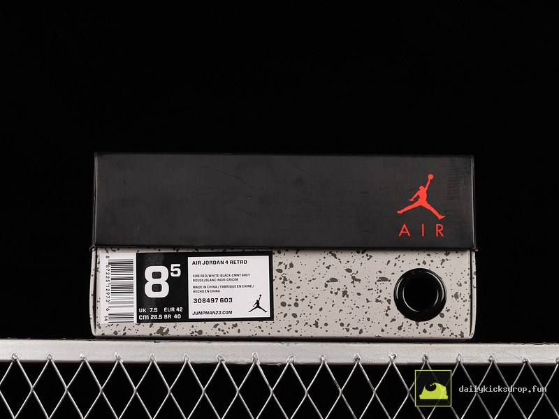 Air Jordan 4 Retro "Toro Bravo" (10)