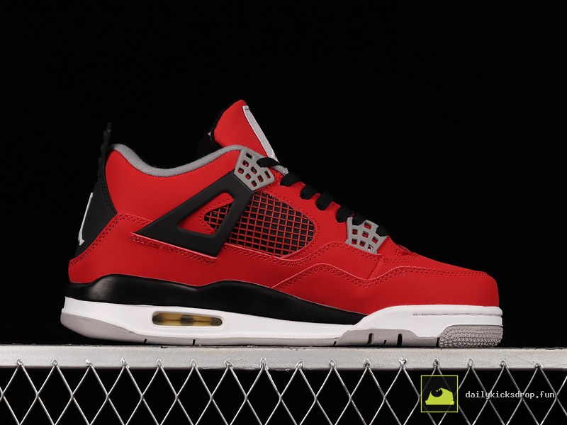 Air Jordan 4 Retro "Toro Bravo" (14)