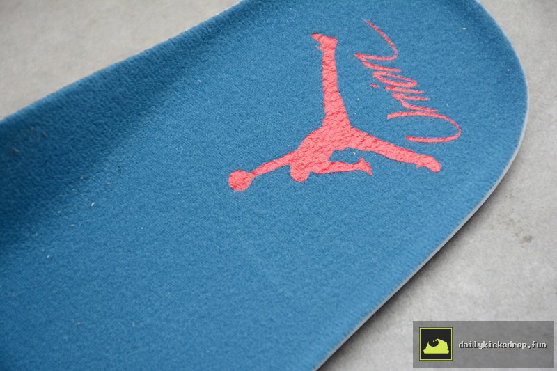 Air Jordan 3 Retro "Orange Citrus" (11)