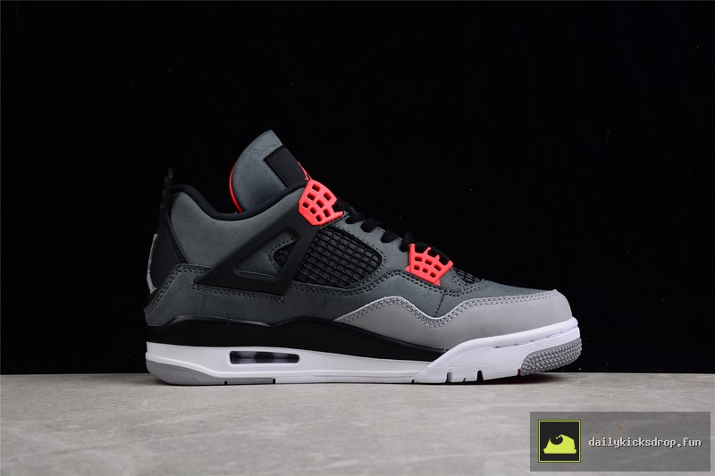 Air Jordan 4 Infrared