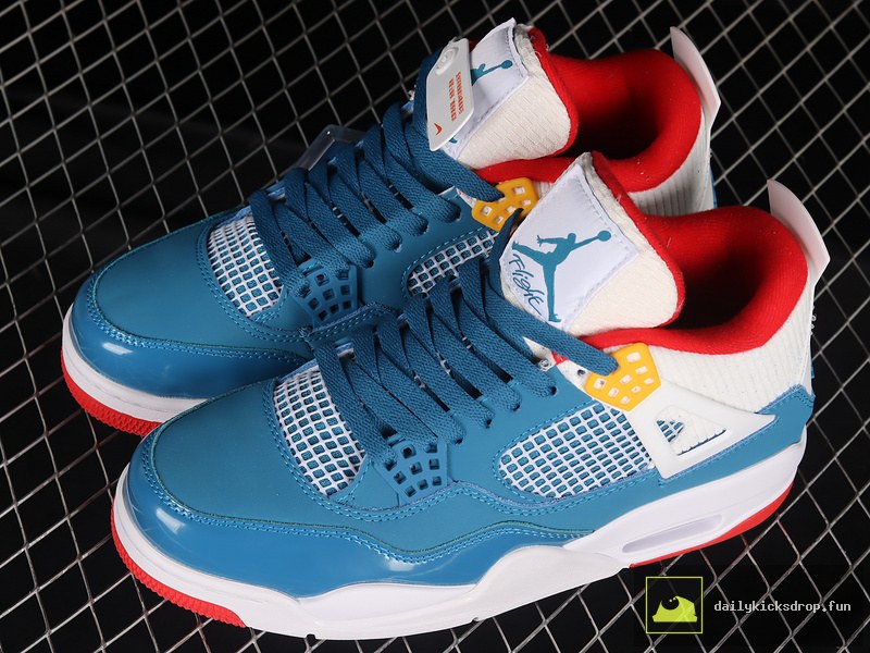 Jordan Air Jordan 4 "Messy Room" French Blue / White - Gym Red - Pearl White - Chutney on-foot review