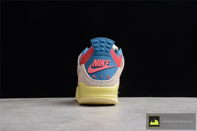 Air Jordan 4 Retro SP x Union LA "Guava Ice" (9)