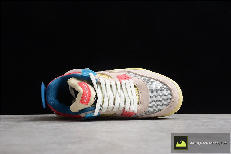 Air Jordan 4 Retro SP x Union LA "Guava Ice" (11)