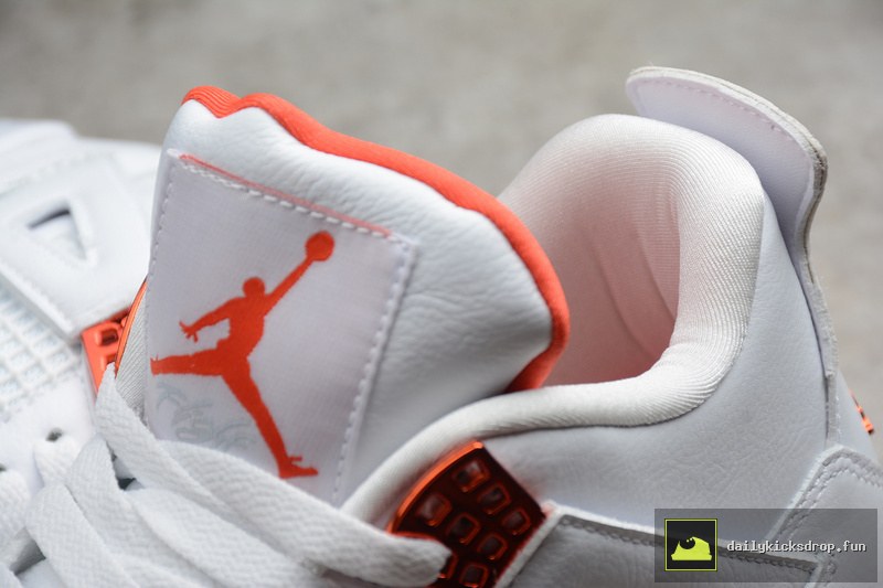 Air Jordan 4 Retro "Metallic Orange" (7)