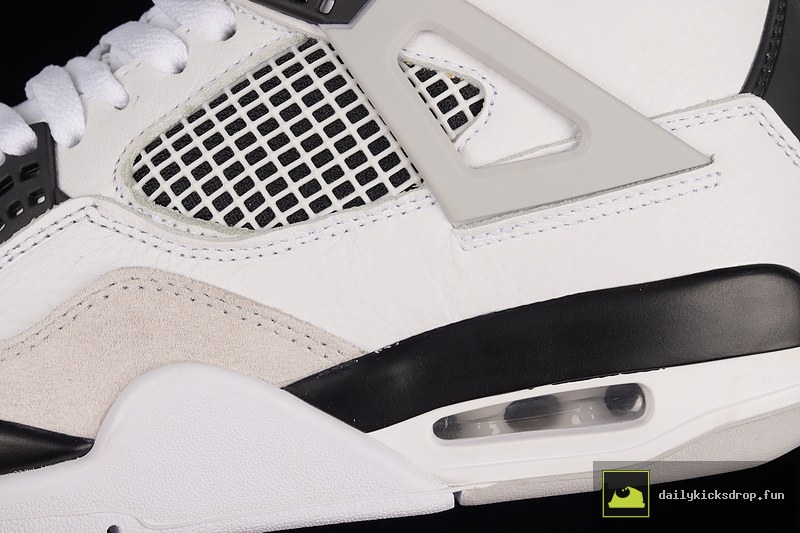 Air Jordan 4 Retro "Military Black" (7)