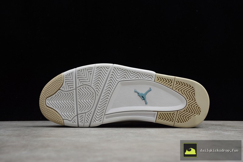 Air Jordan 4 Retro GS "Light Sand" (12)