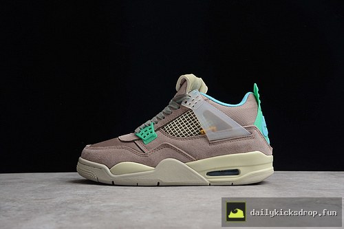 Jordan Air Jordan 4 Retro SP x Union LA "Taupe Haze" Taupe Haze / Blue Fury on-foot review