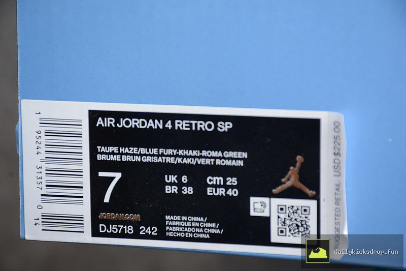 Air Jordan 4 Retro SP x Union LA "Taupe Haze" (2)