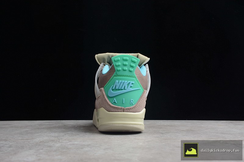 Air Jordan 4 Retro SP x Union LA "Taupe Haze" (9)