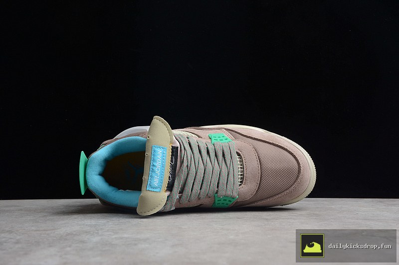 Air Jordan 4 Retro SP x Union LA "Taupe Haze" (11)