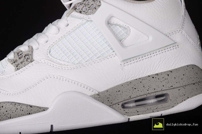 Air Jordan 4 Retro "White Oreo" (6)