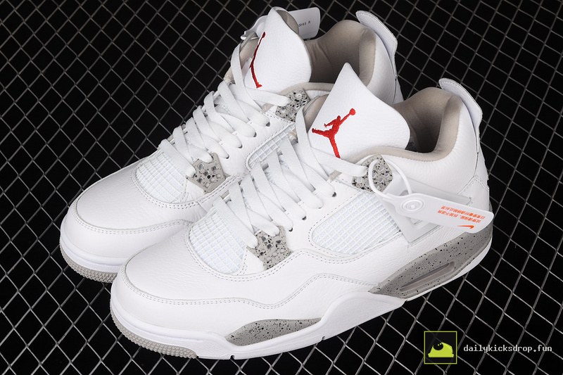 Air Jordan 4 Retro "White Oreo" (9)