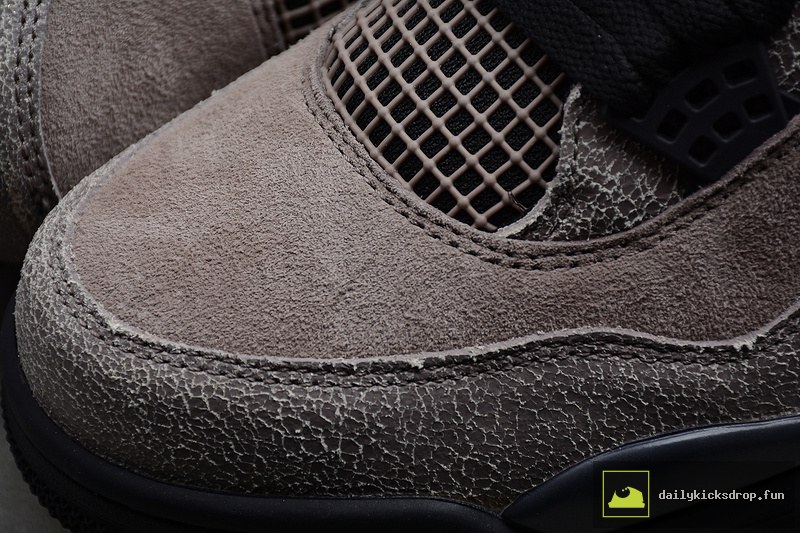 Air Jordan 4 "Taupe Haze" (7)