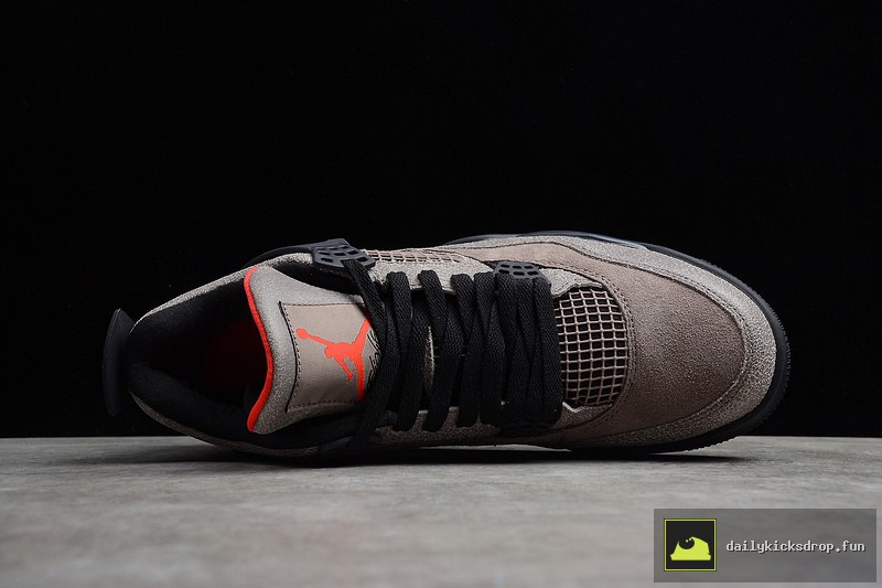 Air Jordan 4 "Taupe Haze" (11)