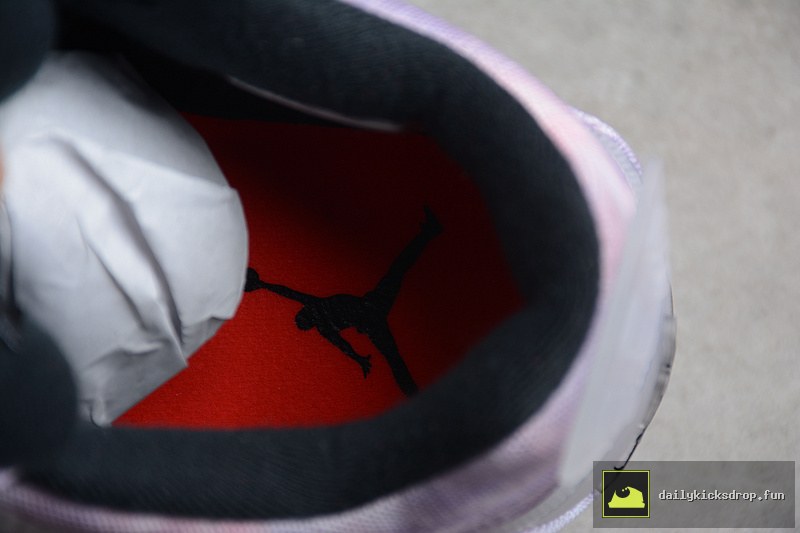 Air Jordan 4 Zen Master Amethyst Wave (3)